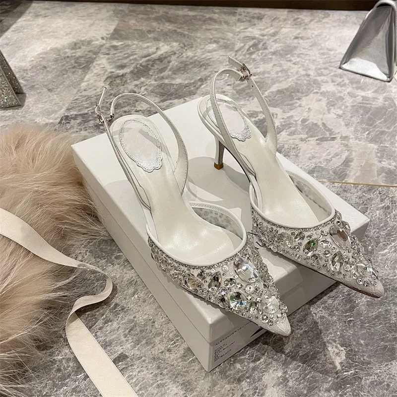 Baotou Water Diamond Lace Crys - огляд і ціна Water Shoes